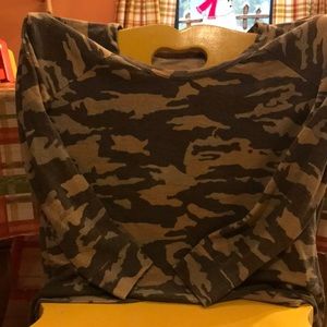 Camo print sweater